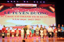 Dành nhiều tình cảm cho trẻ em nhân dịp Tết Trung thu