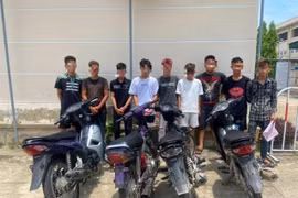 Lạng lách đọ “tài năng” và cái kết của nhóm thanh niên