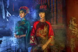 NKT Phương Anh: Lấy cảm hứng thiết kế áo dài "hầu đồng" từ những giấc mơ