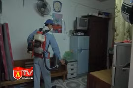 Hà Nội: Vẫn còn 10% số hộ đóng cửa không phun thuốc diệt muỗi