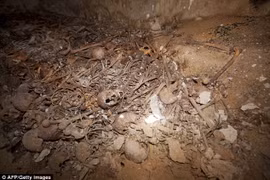 Phát hiện hàng loạt ngôi mộ tập thể của người Palestine