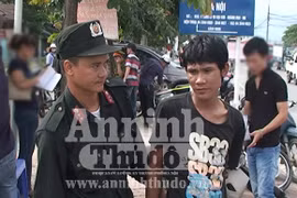 Bắt đối tượng nhiễm AIDS, giấu ma túy trong người