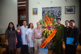 Chúc mừng BV Nhi Trung ương và BV Phụ Sản Hà Nội nhân Ngày Thầy thuốc Việt Nam