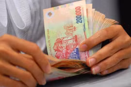 "Phát lộ" sếp nhận lương hơn 2,6 tỷ đồng/năm