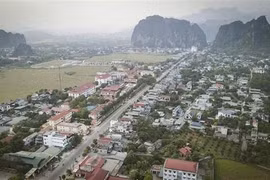 Vi phạm điều Đảng viên không được làm, Phó Chủ tịch huyện bị kỷ luật