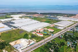 Ký khống hồ sơ bồi thường đất gây thiệt hại, Huyện ủy viên bị khởi tố, khai trừ Đảng