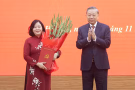 Đồng chí Bùi Thị Minh Hoài làm Bí thư Đảng ủy Mặt trận Tổ quốc, các đoàn thể Trung ương
