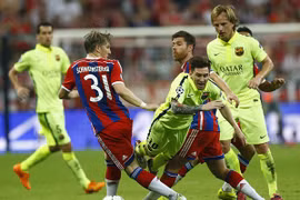 Bayern đau đớn nhìn Barca vào chung kết Champions League