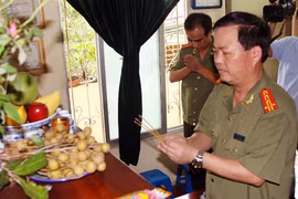 Công an TP Hà Nội tri ân những người có công với cách mạng