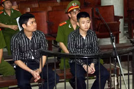 Dừng phiên toà, trả hồ sơ điều tra bổ sung vụ vứt xác phi tang ở TMV Cát Tường