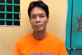 Được bạn mời đến nhà ăn cơm, trộm luôn xe máy của gia chủ