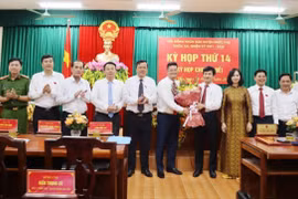 Phê chuẩn kết quả bầu ông Lê Văn Thu làm Phó Chủ tịch UBND huyện Phúc Thọ