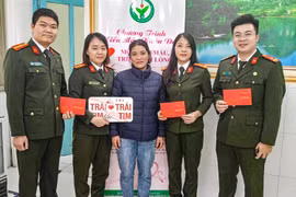 Thanh niên Công an Hà Nội kịp thời hiến máu giúp người dân được mổ cấp cứu 