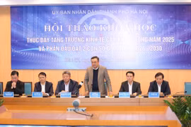 Chuyên gia hiến kế để Hà Nội tăng trưởng đạt mục tiêu 2 con số