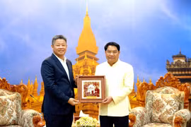 Mở rộng hơn nữa hợp tác giữa Hà Nội và Viêng Chăn