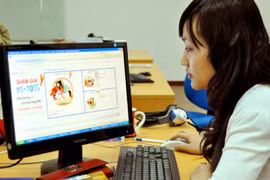 Hào hứng với “Ngày mua sắm trực tuyến”