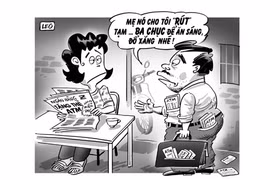 Thẻ đầy ví, tiền rỗng không