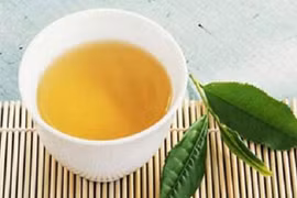 Vì sao nên uống trà hàng ngày?