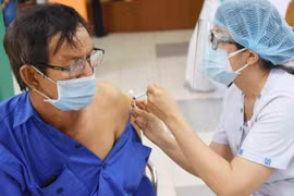 Bộ Y tế điều chỉnh thời gian cách ly tại nhà đối với người từ TP.HCM về các địa phương lên 14 ngày 