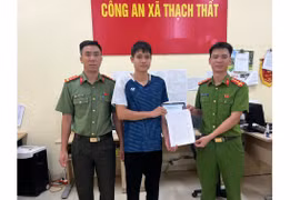 Vừa tốt nghiệp THPT, chàng trai 18 tuổi viết đơn tình nguyện tham gia Công an nhân dân