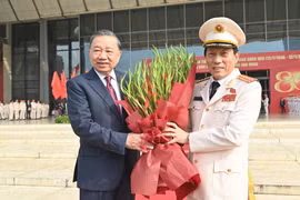 Hình ảnh Tổng Bí thư, Chủ tịch nước Tô Lâm dự lễ kỷ niệm 80 năm ngày truyền thống lực lượng An ninh Nhân dân