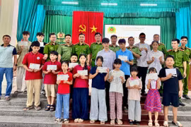 Quả ngọt hậu phương của những người lính giữ bình yên mỗi thôn, xóm