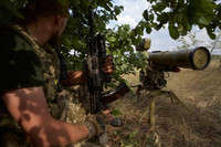 Cận cảnh tiền tuyến khốc liệt trong cuộc xung đột Nga - Ukraine