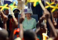 Hình ảnh hiếm về những chuyến công du nước ngoài của Nữ hoàng Anh Elizabeth II