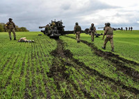 Cận cảnh tiền tuyến khốc liệt trong cuộc xung đột Nga - Ukraine