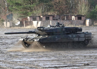 Leopard 2, Abram vào Ukraine cũng tan tành như T-64, T-80?