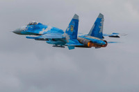 Nga tung hoành trên không, Ukraine dò dẫm trên mặt đất