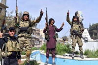 [ẢNH] SAA sẵn sàng cho cuộc đối đầu với lực lượng Thổ Nhĩ Kỳ ở Raqqa