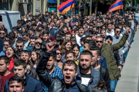 [ẢNH]: Đụng độ ác liệt giữa người biểu tình với lực lượng cảnh sát ở Yerevan