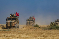 [ẢNH]: Sợ bị mất Ain Issa, SDF chuẩn bị bàn giao thị trấn chiến lược cho Nga và Syria?