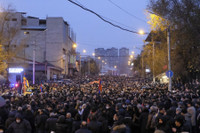 [ẢNH] Phe đối lập Armenia bắt đầu tấn công trụ sở chính phủ ở Yerevan