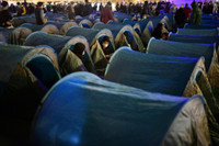 [ẢNH]: Hàng trăm người biểu tình ở Paris sau khi trại di cư bị cảnh sát phá dỡ