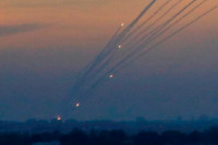 [ẢNH]: Hệ thống “Vòm Sắt” Israel không đánh chặn nổi tên lửa nhằm vào Ashkelon