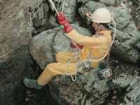 Cận cảnh cuộc giải cứu thành công nhà thám hiểm Mỹ mắc kẹt ở độ sâu 1.000m