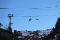 Nhiều vết nứt bí ẩn xuất hiện tại thị trấn hành hương nổi tiếng trên dãy Himalaya 