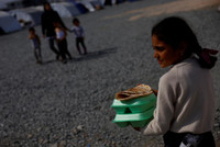 Cuộc sống người dân ra sao sau 1 tháng thảm họa động đất ở Thổ Nhĩ Kỳ?