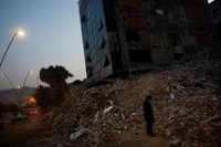 Cuộc sống người dân ra sao sau 1 tháng thảm họa động đất ở Thổ Nhĩ Kỳ?