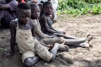 Bí ẩn bộ tộc không thể đi giày 