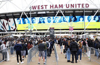 [ẢNH] Những điểm tiêm chủng vaccine ngừa Covid-19 khác lạ trên thế giới