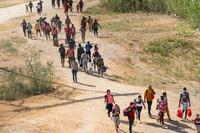 [ẢNH] Hàng nghìn người di cư tập trung ở biên giới Mỹ, thách thức không nhỏ với ông Biden