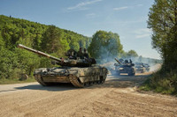 [ẢNH] Mỹ so sánh tăng Armata Nga với tăng Oplot Ukraine