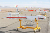 [ẢNH] Iran tập trận bằng máy bay không người lái quy mô lớn