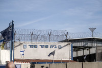 Cảnh đoàn tụ cảm động sau khi các tù nhân Palestine được Israel trả tự do