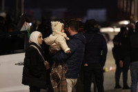 Cảnh đoàn tụ cảm động sau khi các tù nhân Palestine được Israel trả tự do