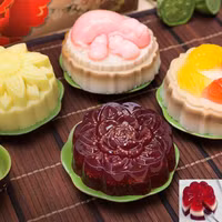 Thưởng thức hương vị đặc sắc của bánh Trung thu thạch rau câu