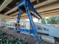 Ngắm cầu vòm thép đi thấp qua hồ Linh Đàm dành cho xe máy